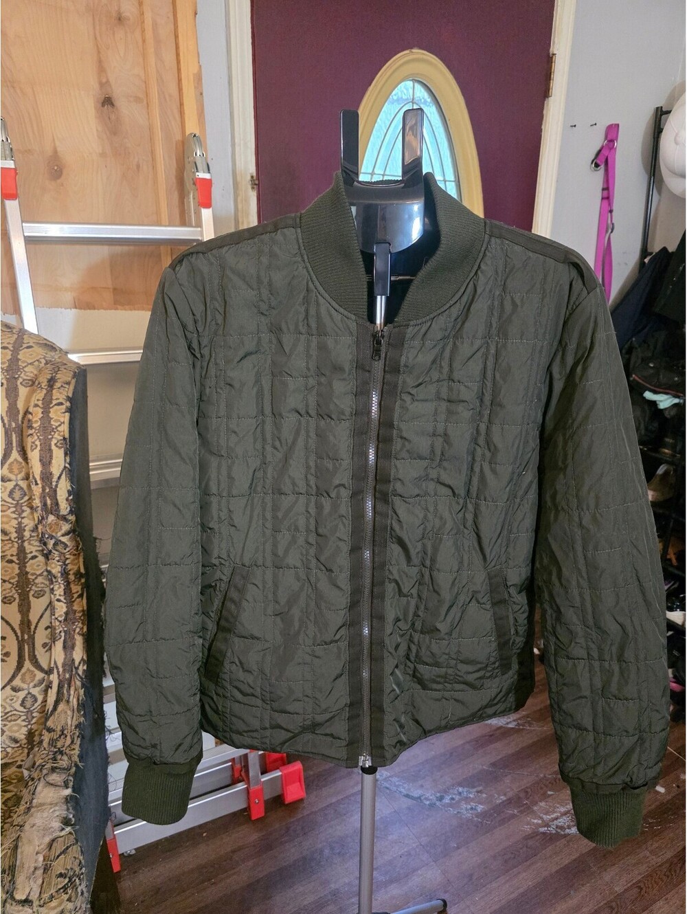 Tommy Hilfiger Men's Olive Green Quilted Bomber Jacket Large